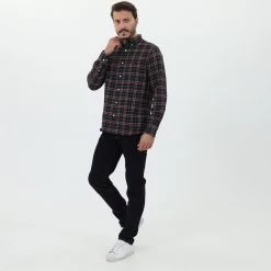 Ανδρικό πουκάμισο GANT G3009670 πράσινο κόκκινο καρό -Πλεκτά-Ζακέτες Εκπτώσεις 1853751.0 004e 4 gant ανδρικό πουκάμισο gant g3009670 πράσινο κόκκινο καρό x1000