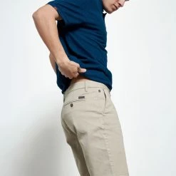 Ανδρική λινή βερμούδα FUNKY BUDDHA μπεζ -Πλεκτά-Ζακέτες Εκπτώσεις 7006782.0 0001 3 funky buddha ανδρική λινή βερμούδα funky buddha μπεζ x1000