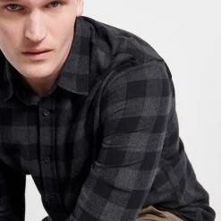 Ανδρικό πουκάμισο FUNKY BUDDHA καρό μαύρο γκρι -Πλεκτά-Ζακέτες Εκπτώσεις 7006883.0 0001 4 funky buddha ανδρικό πουκάμισο funky buddha καρό μαύρο γκρι x1000